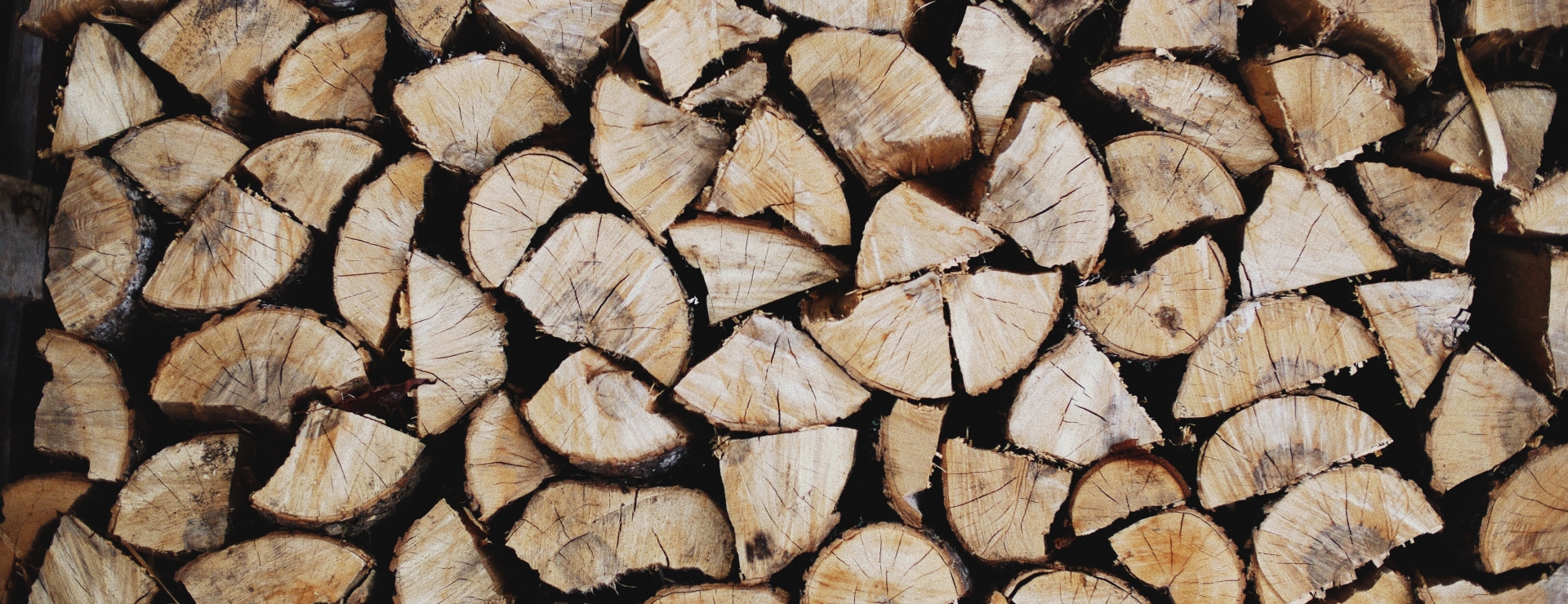 Kiln dried logs at Stourton Estates